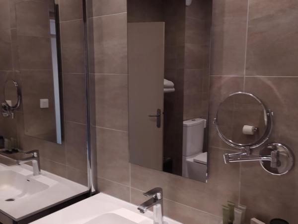 Auberge Du Roua : photo 9 de la chambre chambre double