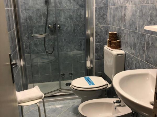 Hotel Adriatico : photo 7 de la chambre chambre double ou lits jumeaux avec balcon