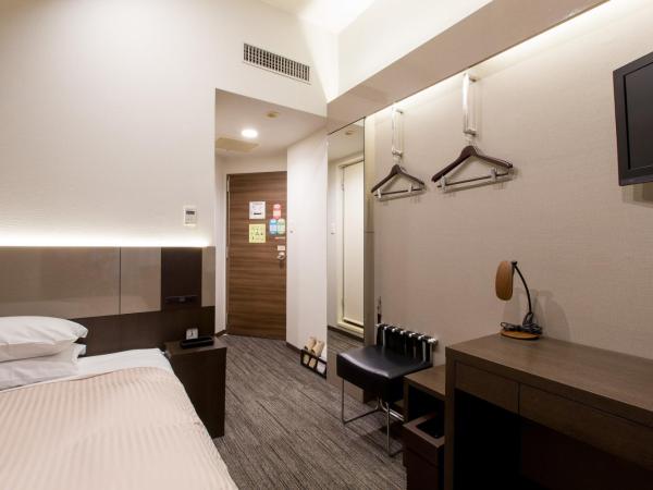 Ochanomizu Inn : photo 1 de la chambre chambre double standard - non-fumeurs