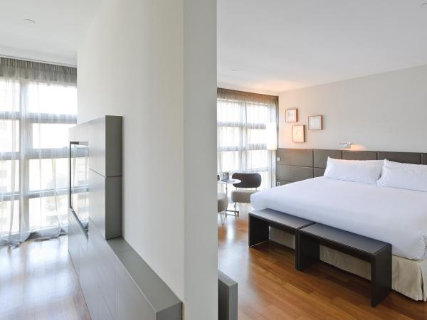 Hotel Reina Petronila : photo 4 de la chambre chambre double supérieure