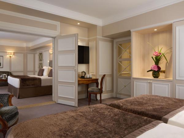 Majestic Hotel Spa - Champs Elysées : photo 3 de la chambre suite familiale