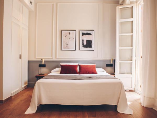 Alcazaba Premium Hotel : photo 5 de la chambre chambre double ou lits jumeaux supérieure avec balcon