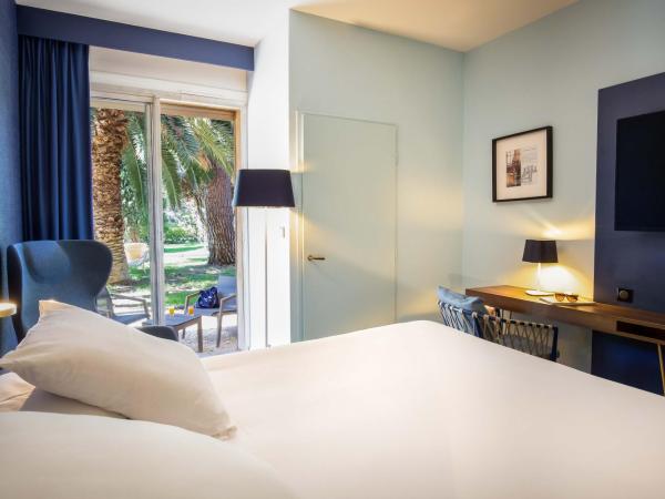 Mercure Marseille Centre Bompard La Corniche : photo 9 de la chambre chambre double classique - vue sur jardin