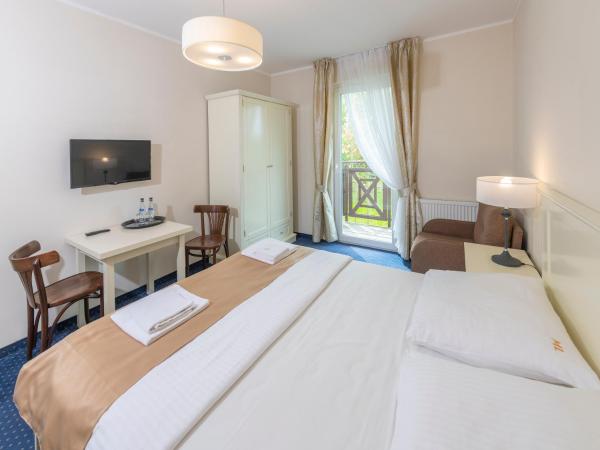 Mona Lisa Wellness & Spa : photo 5 de la chambre chambre double confort avec balcon