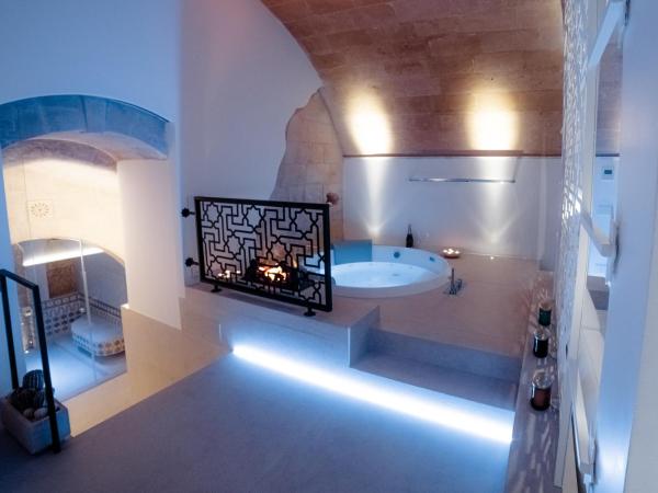 Antica Torre di Iuso : photo 8 de la chambre suite deluxe avec baignoire spa