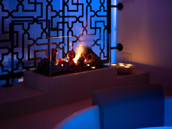 Antica Torre di Iuso : photo 4 de la chambre suite deluxe avec baignoire spa