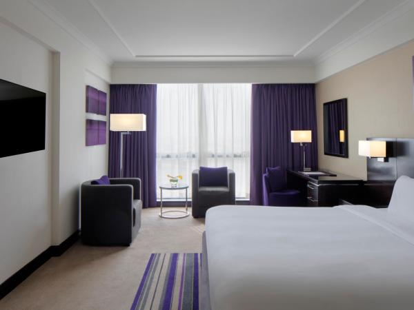 Pullman Dubai Creek City Centre : photo 7 de la chambre suite lit king-size exécutive