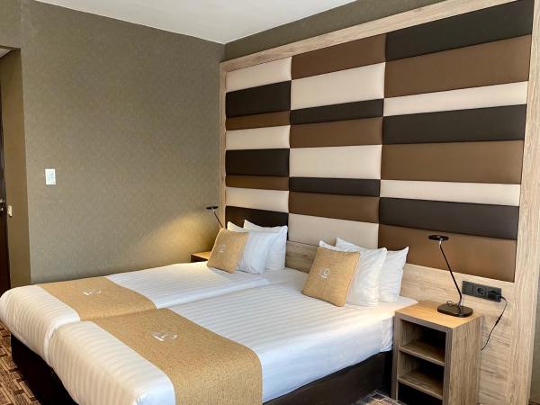 XO Hotels Blue Tower : photo 3 de la chambre chambre lits jumeaux standard