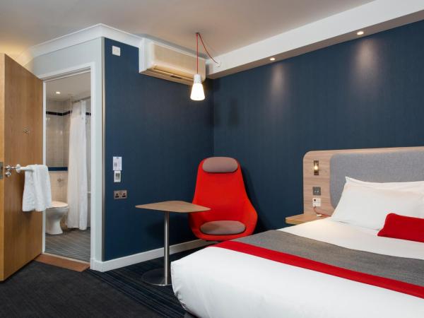 Holiday Inn Express London-Hammersmith, an IHG Hotel : photo 2 de la chambre chambre double - accessible aux personnes à mobilité réduite 