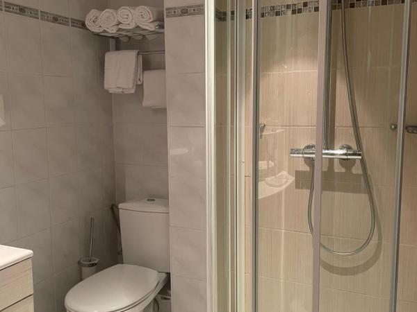 Hôtel Sainte Odile : photo 6 de la chambre chambre quadruple