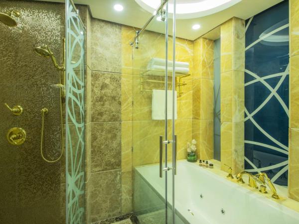 Gulf Court Hotel Business Bay : photo 4 de la chambre suite penthouse avec 2 lits king-size