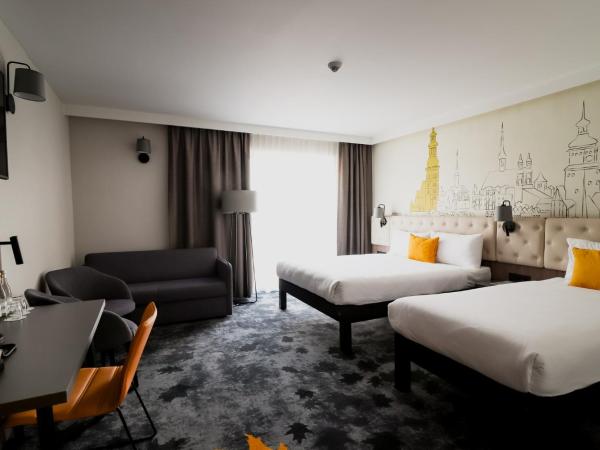 ibis Styles Lublin Stare Miasto : photo 1 de la chambre chambre familiale