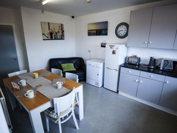 St Hilda Guesthouse : photo 3 de la chambre chambre lits jumeaux avec salle de bains commune