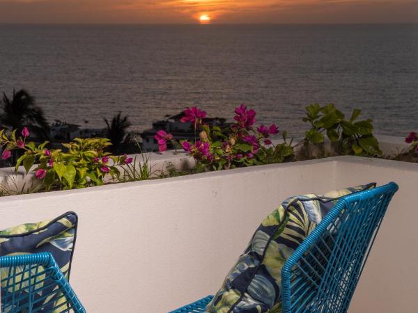 La Casa Blanca : photo 5 de la chambre suite lit king-size - vue sur mer