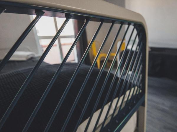 Ostello Bello Genova : photo 3 de la chambre chambre triple avec salle de bains privative