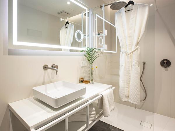 Hotel 1231 : photo 5 de la chambre chambre familiale supérieure