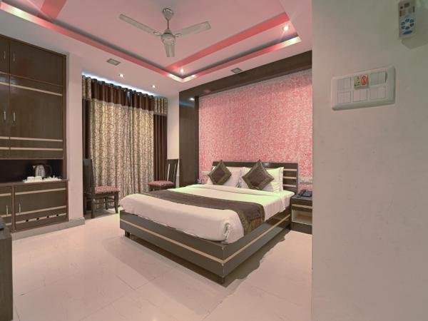 The Byke Grassfield Resort with Outdoor Pool, Shyam Nagar, Jaipur : photo 1 de la chambre chambre double ou lits jumeaux exécutive
