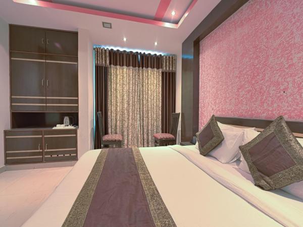 The Byke Grassfield Resort with Outdoor Pool, Shyam Nagar, Jaipur : photo 3 de la chambre chambre double ou lits jumeaux exécutive