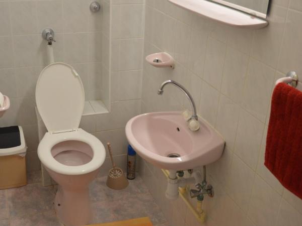 Flamingo Vendégház : photo 4 de la chambre chambre quadruple