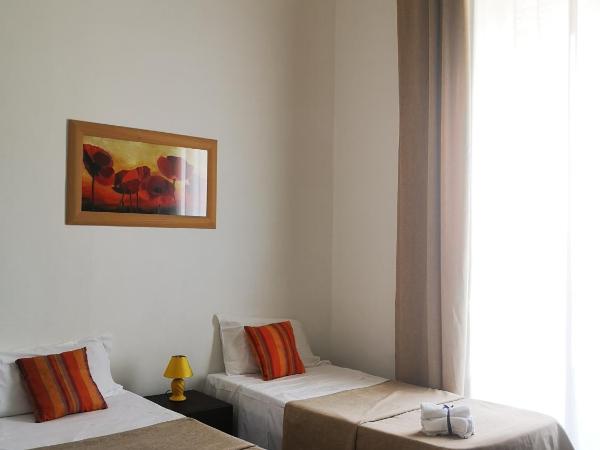 Hotel Valentino : photo 3 de la chambre suite junior avec balcon