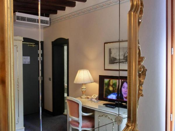 Hotel Diana : photo 4 de la chambre chambre simple