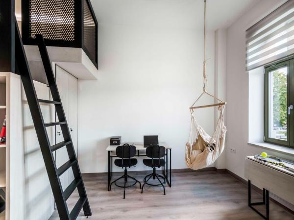 Lofty Kampus Garnizon : photo 2 de la chambre chambre lits jumeaux