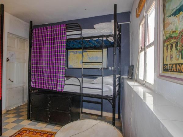 Bayt Alice Hostel : photo 1 de la chambre lit dans dortoir pour femmes de 4 lits