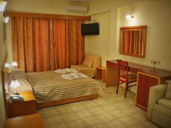 Corfu Hellinis Hotel : photo 1 de la chambre chambre lits jumeaux