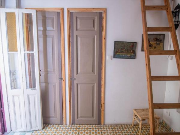 Bayt Alice Hostel : photo 2 de la chambre chambre lits jumeaux avec balcon