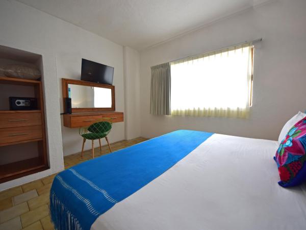 Emperador Vallarta Beachfront Hotel and Suites : photo 8 de la chambre chambre double standard