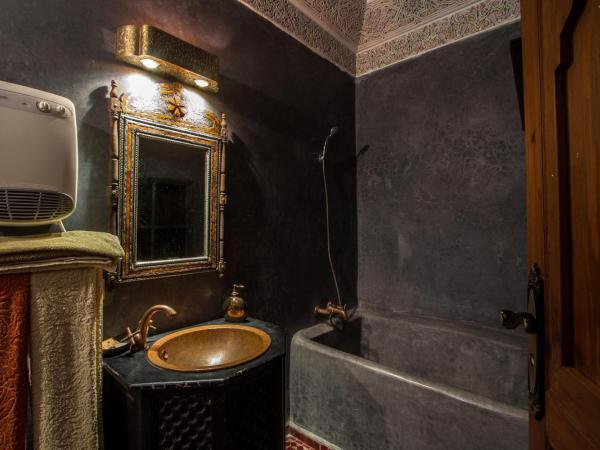 Riad Naila & suite : photo 5 de la chambre suite salma