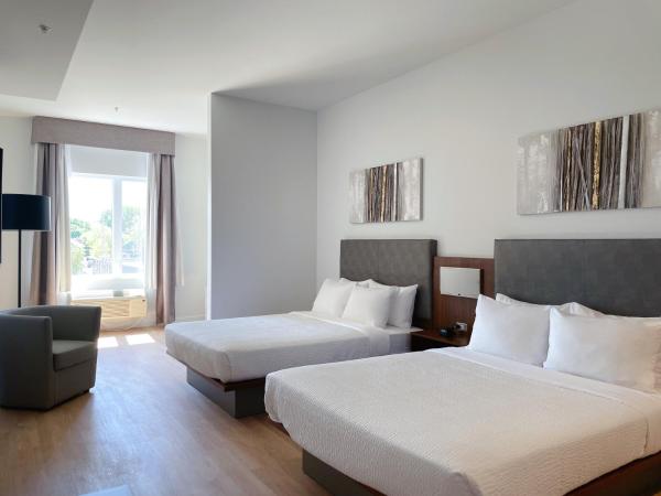 Quality Inn : photo 1 de la chambre suite lit queen-size avec canapé-lit - pas d’animaux domestiques/non-fumeurs