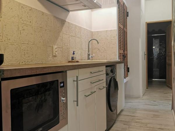 Jardin Vieux Port Panier : photo 6 de la chambre appartement avec terrasse