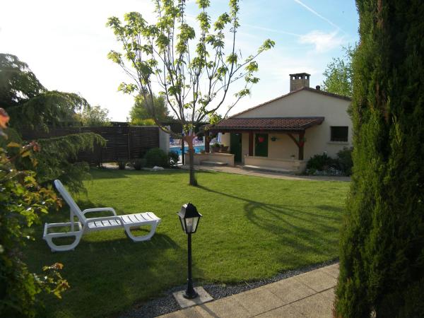 Hôtel Le Mas del Pechs : photo 8 de la chambre chambre standard lit queen-size