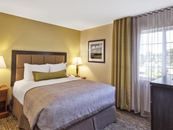 Candlewood Suites Indianapolis Airport, an IHG Hotel : photo 7 de la chambre chambre double - non-fumeurs 