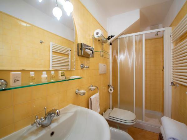 Villa Scacciapensieri Boutique Hotel : photo 5 de la chambre chambre double classique - annexe