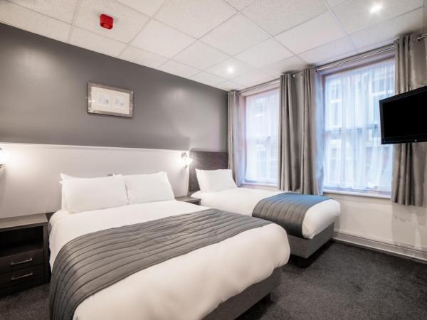 Comfort Inn Blackpool Gresham : photo 8 de la chambre triple room with one double bed and one single bed - non-smoking