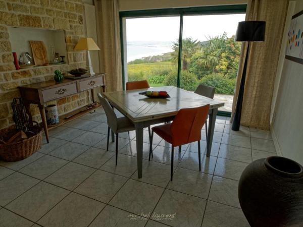 Guest house Chante vent : photo 2 de la chambre chambre double - vue sur mer