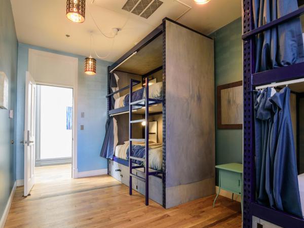 Hostel Fish : photo 1 de la chambre lit dans dortoir mixte de 4 lits