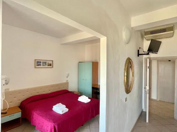 Hotel Blumen : photo 2 de la chambre chambre quadruple