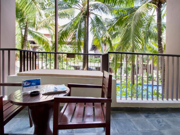 Pullman Sanya Yalong Bay Villas & Resort : photo 2 de la chambre chambre lits jumeaux de luxe avec vue sur la piscine
