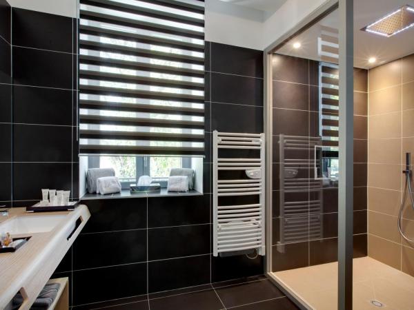 Mas de Boudan : photo 5 de la chambre suite - vue sur jardin