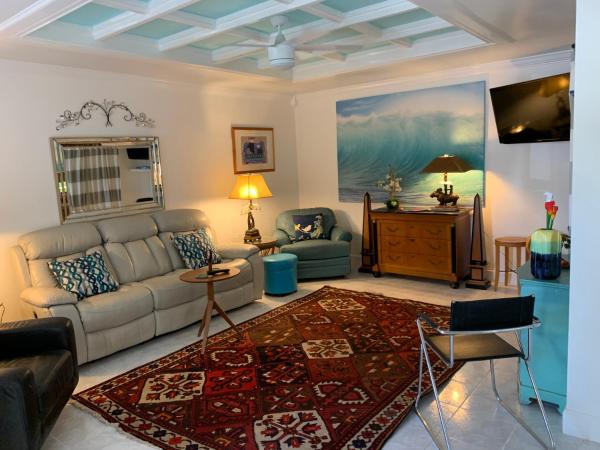 Manhattan Tower Apartment Hotel : photo 1 de la chambre garden villa 3 one bedroom