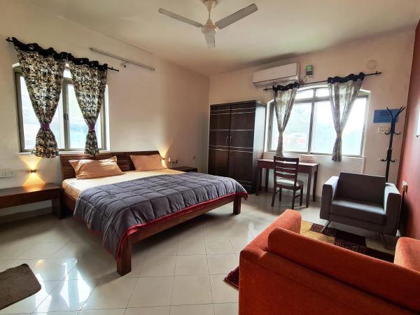 Hostel Lifespace- Garden Bungalow with Pods, CoWork & Cafe : photo 5 de la chambre chambre lit king-size deluxe