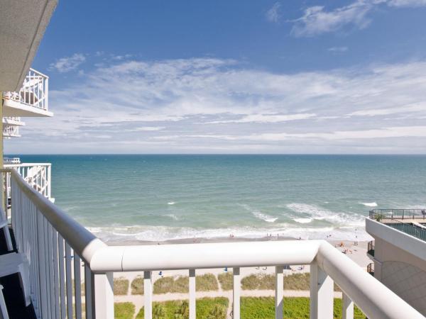 The Strand - A Boutique Resort : photo 7 de la chambre oceanfront two bedroom queen condo