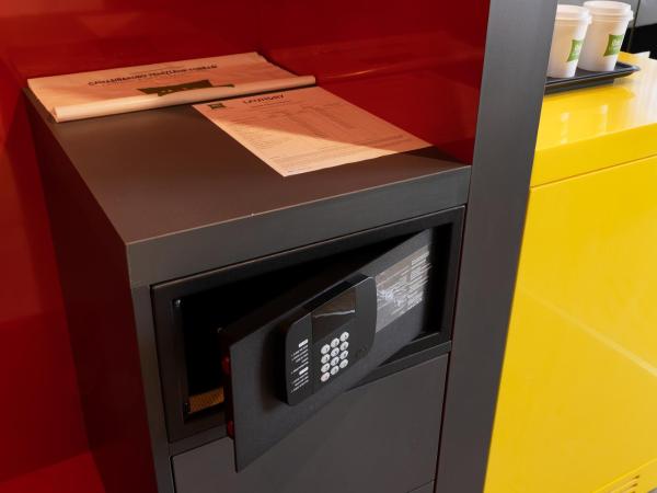 ibis Styles Istanbul Merter : photo 8 de la chambre chambre double supérieure avec canapé-lit