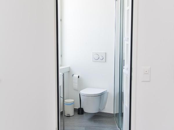 Salotto Brè - Bed & Breakfast charming rooms : photo 5 de la chambre chambre familiale avec salle de bains privative