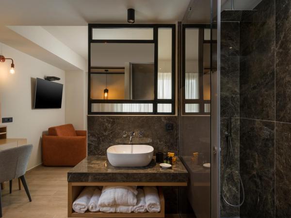 Hyperion City Hotel & Spa : photo 9 de la chambre chambre triple - vue sur ville