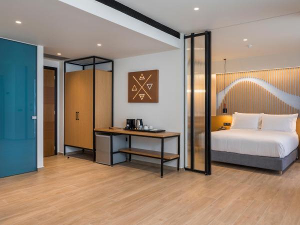 Hyperion City Hotel & Spa : photo 3 de la chambre suite supérieure - vue sur mer