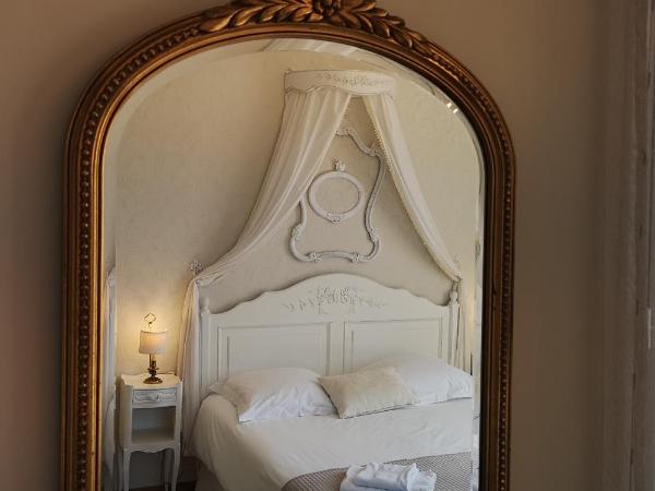 B&B Villa Blanche : photo 4 de la chambre chambre supérieure lit queen-size